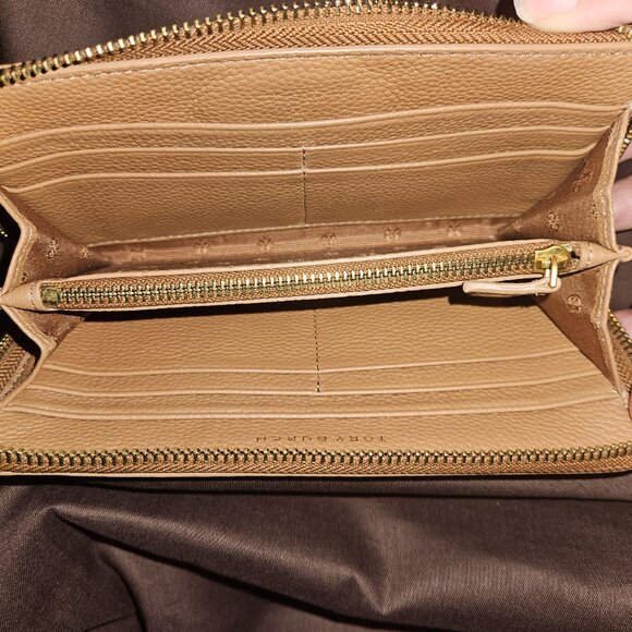 TORY BURCH Britten Zip Continental Wallet with COA - Picture 4 of 12